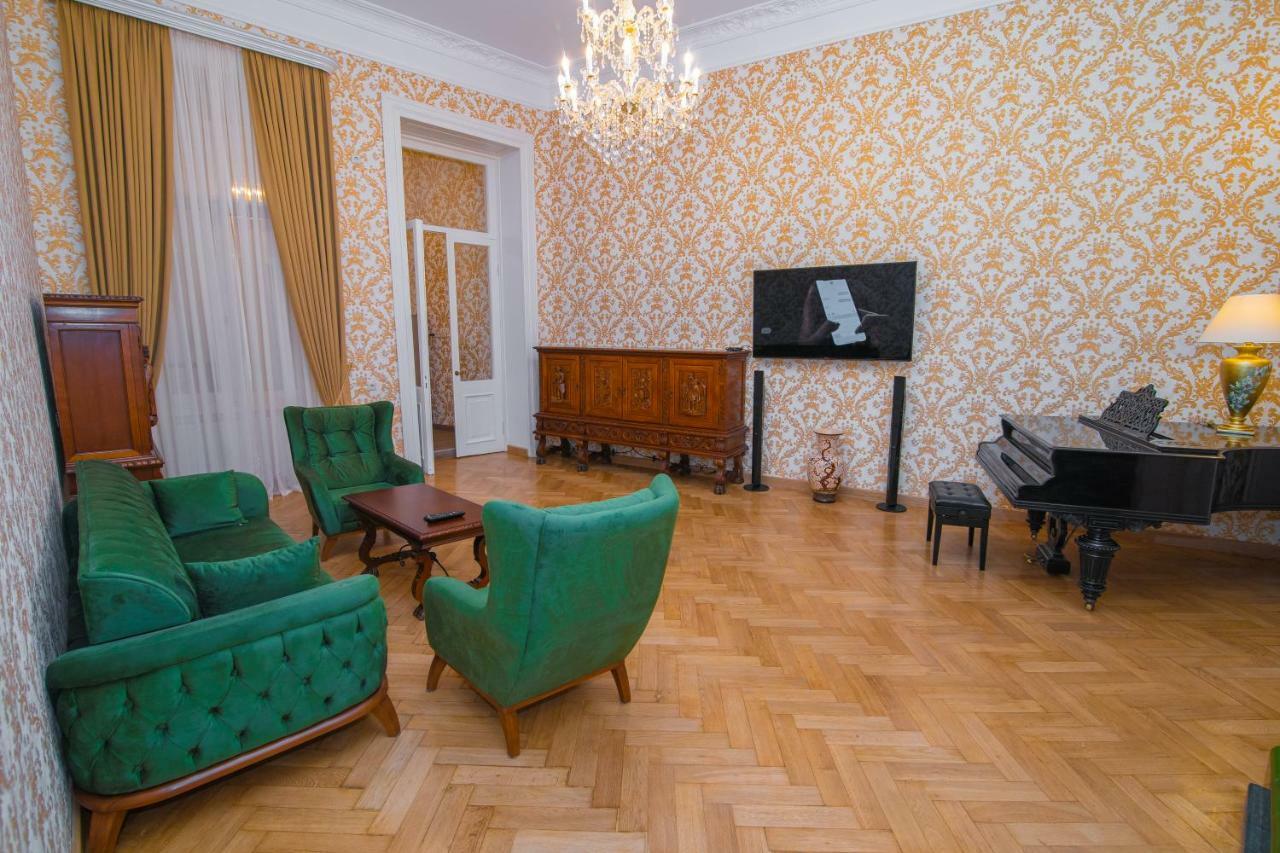 Solo Apartment In City Center Tbilissi Extérieur photo
